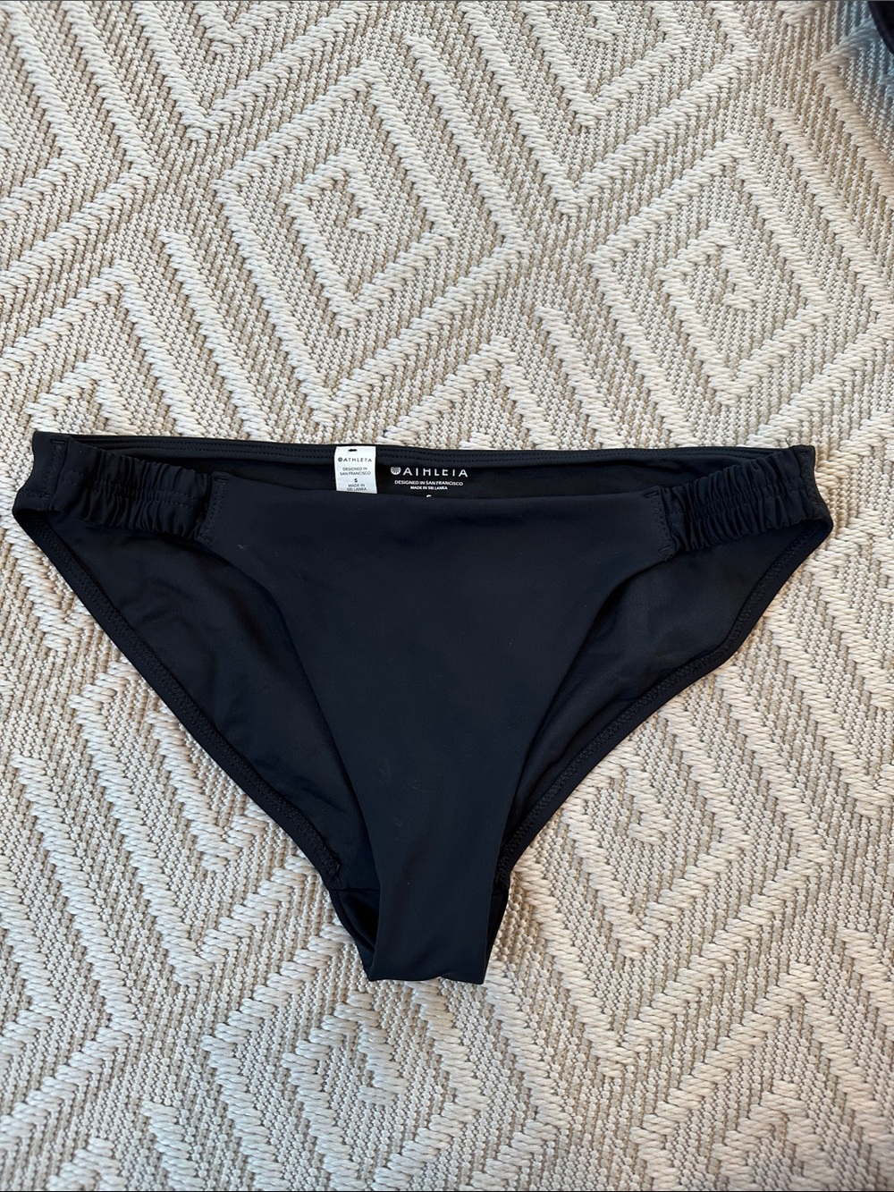 Athleta Sculpted Medium Bottom